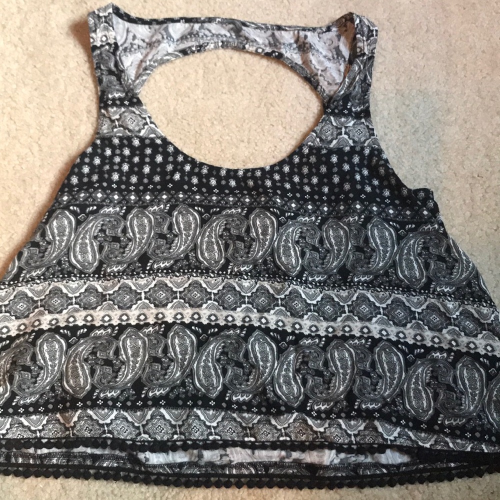 crop top